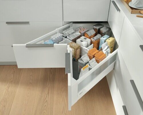 space corner in thrissur, Kerala(blum)